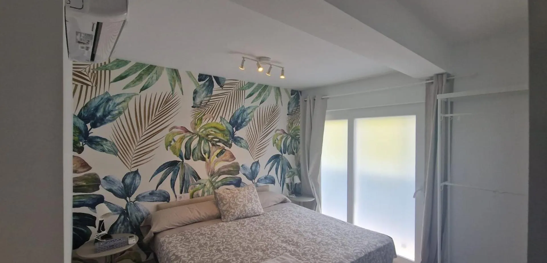בית אירוח מאלגה La Maison Del Mar Guest House