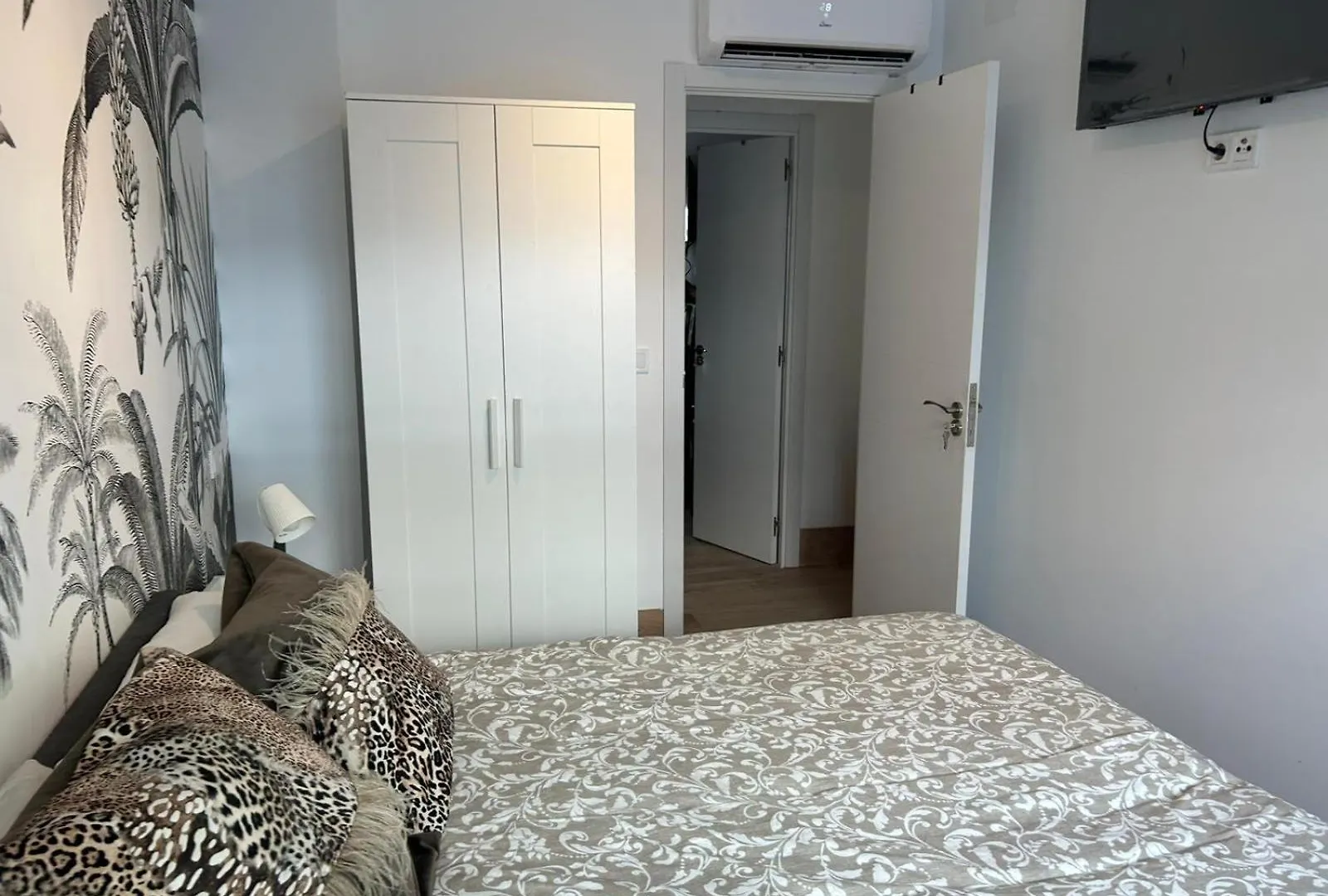 מאלגה La Maison Del Mar Guest House בית אירוח