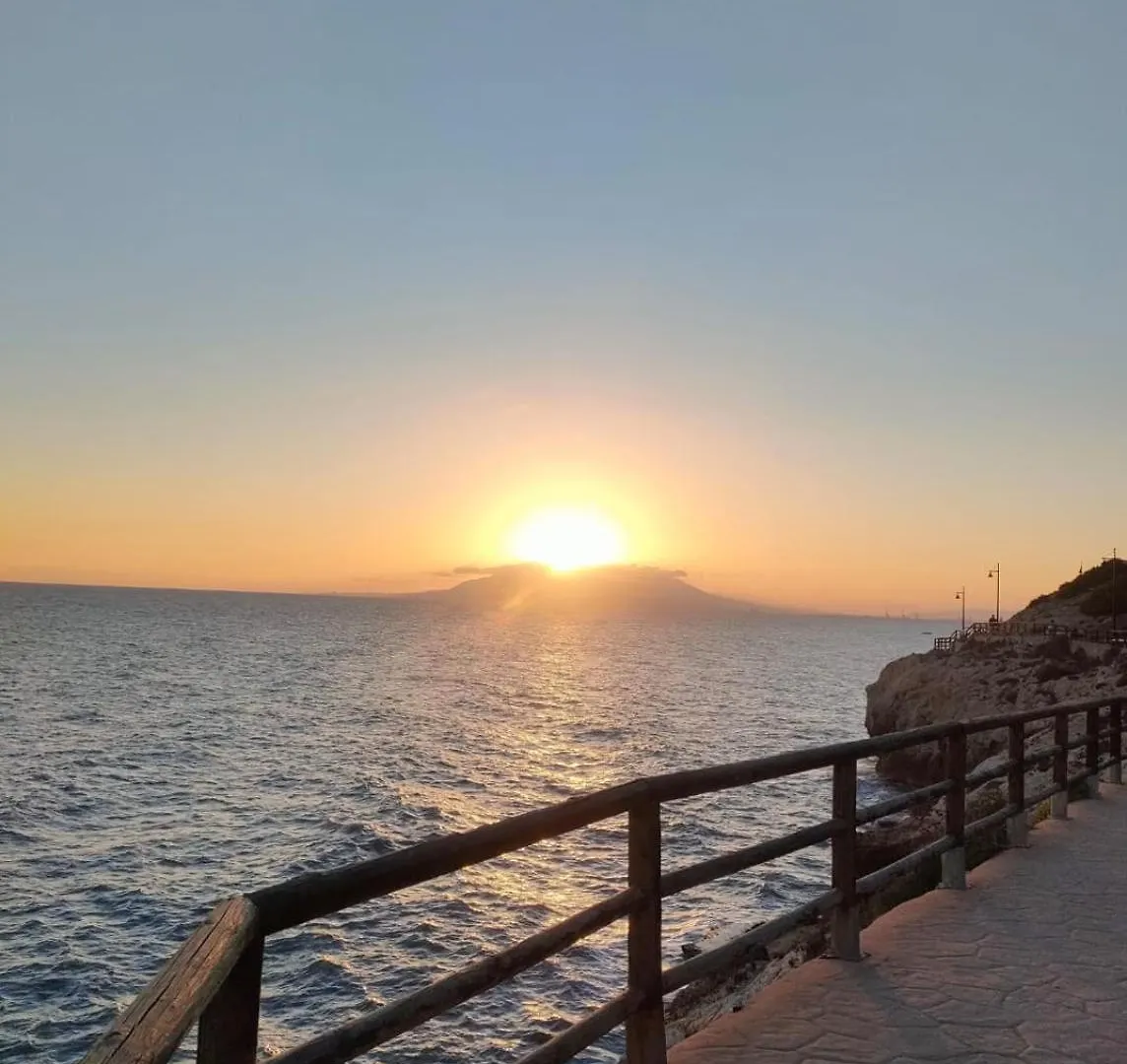 מאלגה La Maison Del Mar Guest House בית אירוח